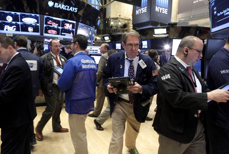 Wall Street finit en hausse après les minutes de la Fed